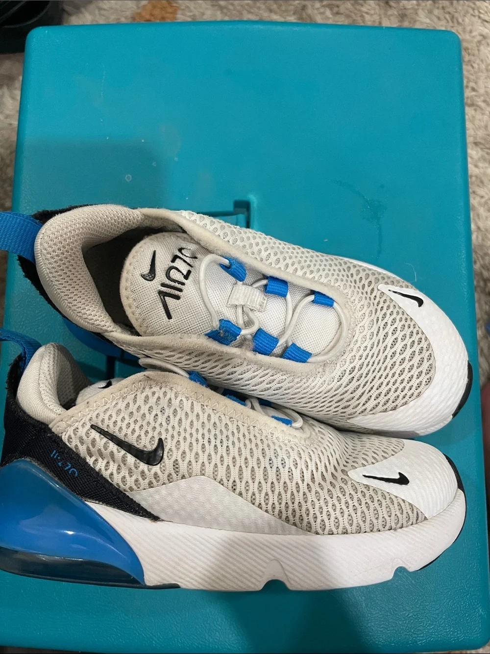 Nike Kids Air 270 Mesh Sneakers in White and Blue
